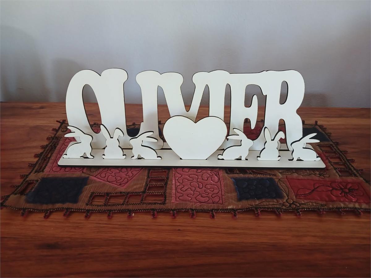 Oliver name décor